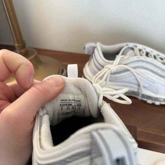 Nike Air Max 97 in White and Gray - Picture 4 of 4